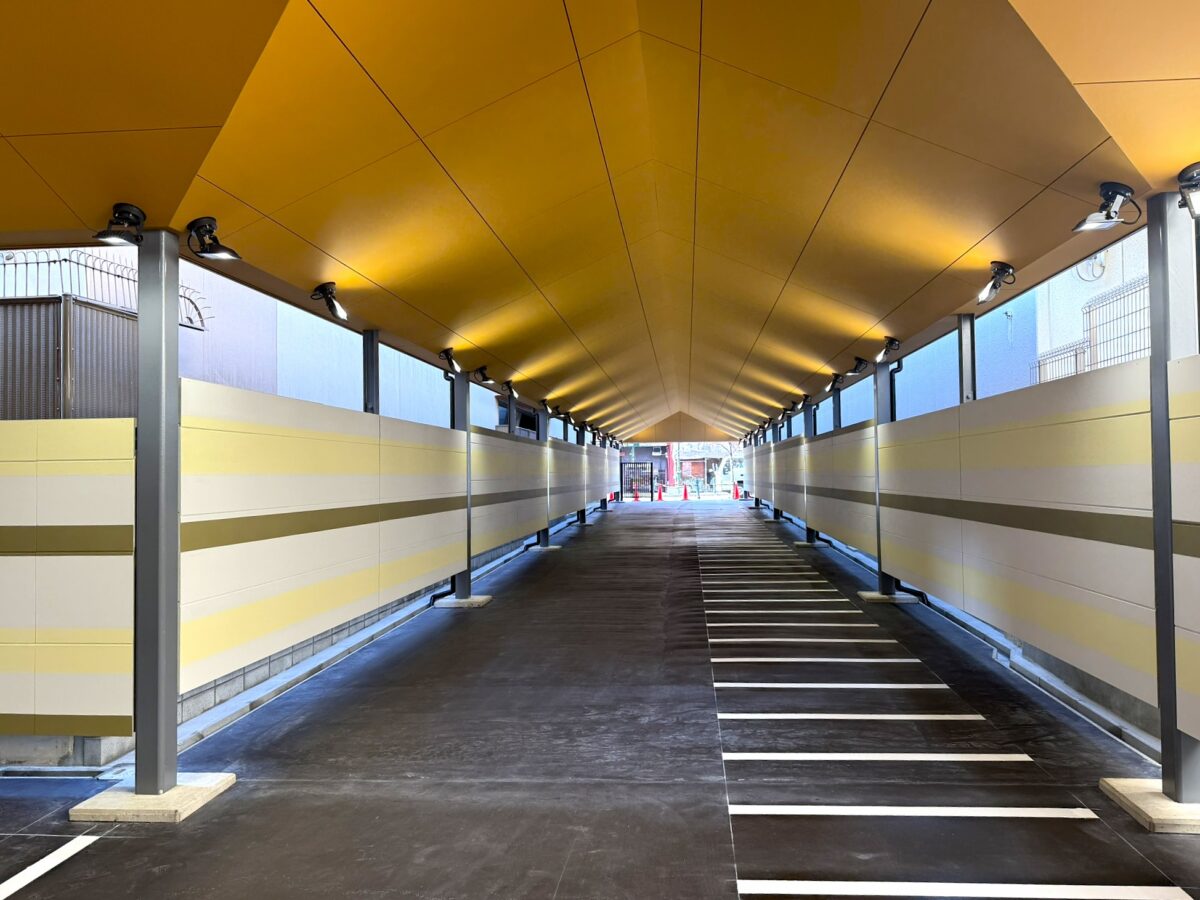 【京都】スーパードーム千本中立売店　バイク専用駐輪場新築工事