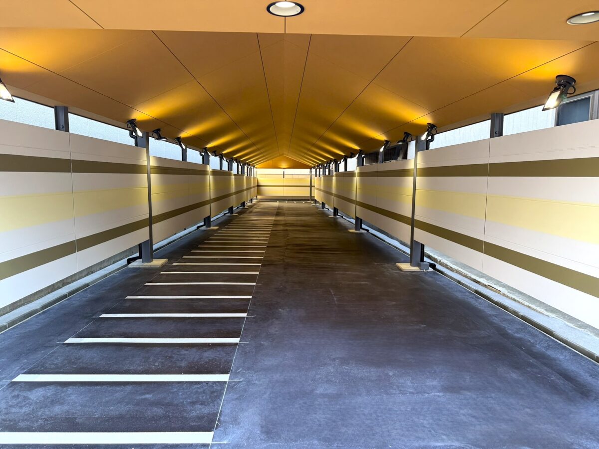 【京都】スーパードーム千本中立売店　バイク専用駐輪場新築工事